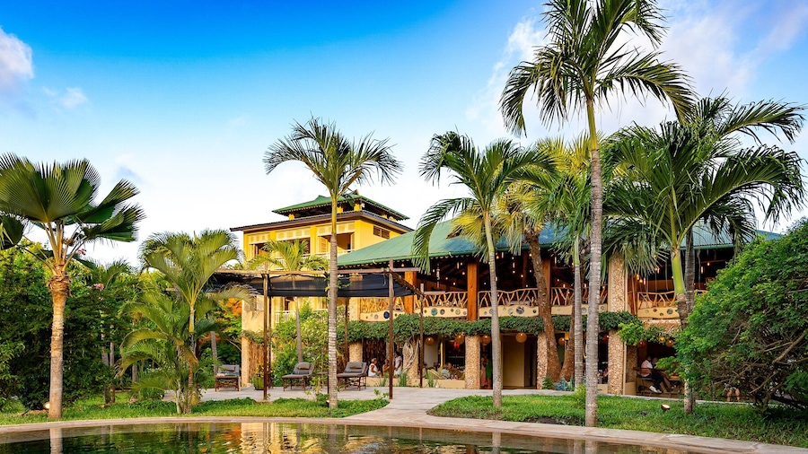 Tombo House