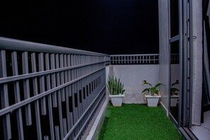 Apartment, Garden View | Terrace/patio - Luxury One Bedroom Apartment Kampala (Kampala)