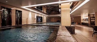 Xinwei Hot Spring Hotel