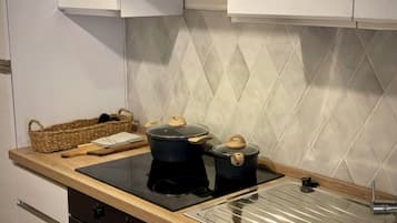 Four, plaque de cuisson