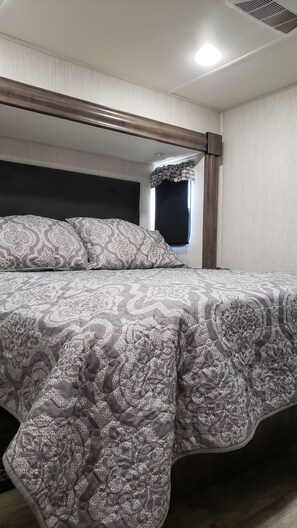1 bedroom, iron/ironing board, bed sheets
