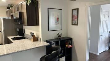 Fridge, microwave, oven, coffee/tea maker