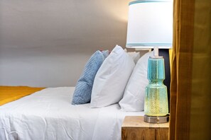 3 Schlafzimmer, Schreibtisch, Bügeleisen/Bügelbrett, Reisekinderbett