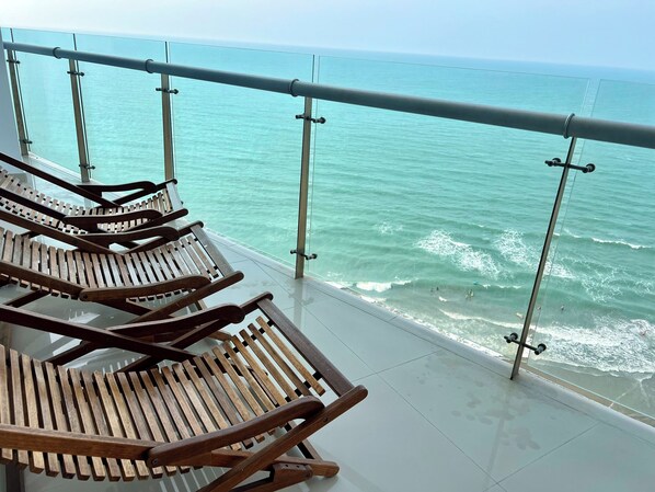 Property grounds - AMAZING! OCEAN FRONT, 2B 2BH CONDO, INFINITY POOL, GYM, 5MIN TO HISTORIC CENTER (Cartagena de Indias)