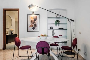 Dining - Sweett | Piave - Two Bedroom Apartment, Sleeps 5 (Milano)
