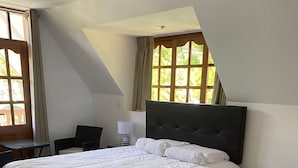 Interior - Hahn Des Felsens  (Oxapampa)