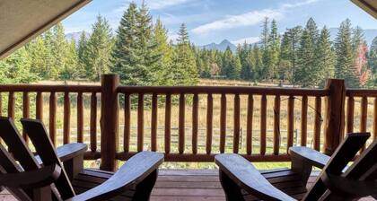 Montana Mountain Getaway - Cabin in the Foothills