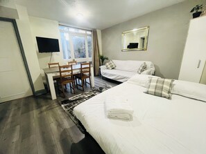 1 dormitorio, wifi, ropa de cama