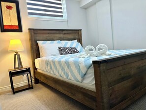 4 多间卧室、熨斗/熨衣板、免费 WiFi、床单