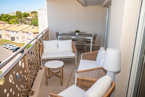 Outdoor dining - Sète, Beau T4, proche plages, terrasse et parking (Sète)