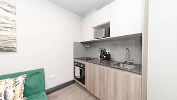 Frigorifero, microonde, forno, lavastoviglie