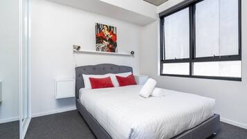 1 bedroom, desk, iron/ironing board, WiFi