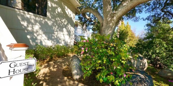 Jardines del alojamiento
