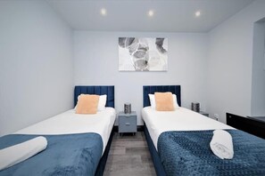 2 soverom, strykejern/-brett, wi-fi (inkludert) og sengetøy