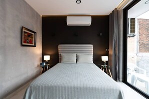Bureau, Wi-Fi, draps fournis