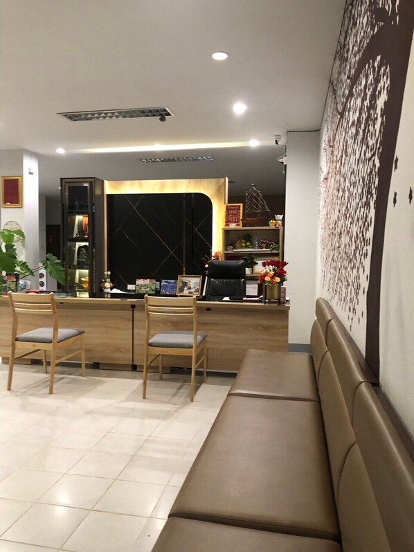 Reception - Naka Guest House (Krabi)