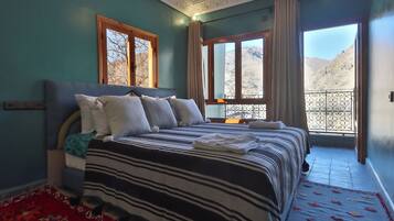 Cabin | 9 bilik tidur, seterika/papan seterika, Wi-fi percuma, cadar katil