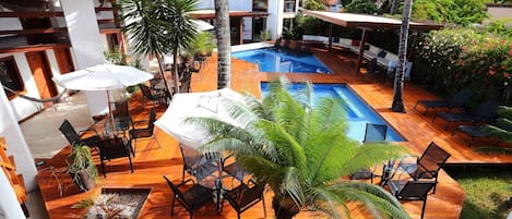 Habitación Deluxe, vista a la alberca | Vista desde la habitación