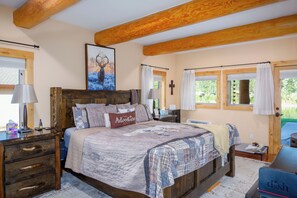 4 bedrooms, WiFi, bed sheets