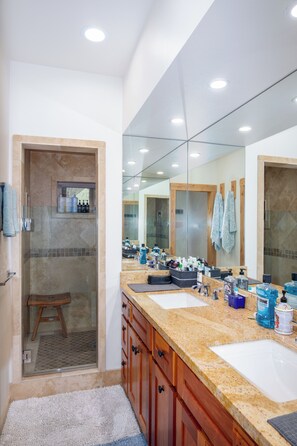 Towels, soap, toilet paper