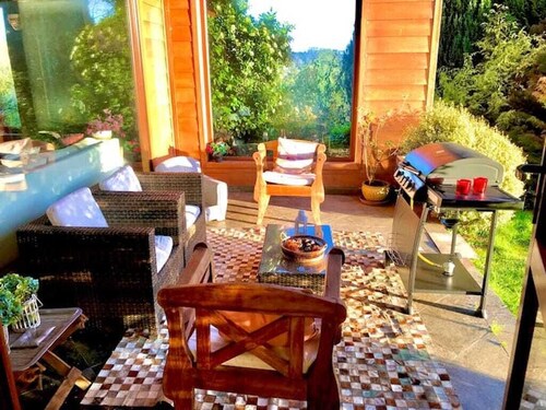 Casa en Altura con Vistas al Lago, Campo y Ciudad Para 9 Personas