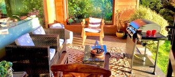 Casa en Altura con Vistas al Lago, Campo y Ciudad Para 9 Personas