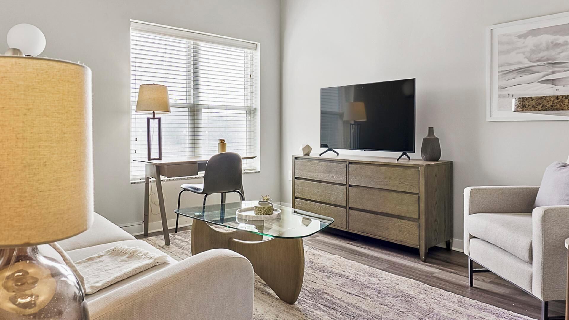 Barsala l 1BD on Canal w/ access to Rooftop Terrace