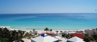 Solymar Beach Resort