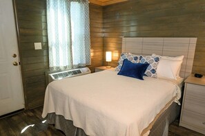Junior Cabin