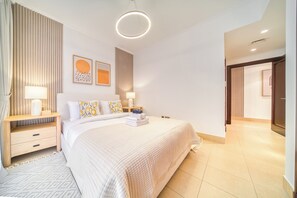 1 slaapkamer, een kluis op de kamer, een strijkplank/strijkijzer