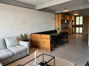 40-inch Smart TV with digital channels, streaming services - ÍNDIGO QUERÉTARO (Querétaro)