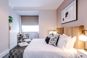 4 Schlafzimmer, Bügeleisen/Bügelbrett, kostenloses WLAN, Bettwäsche