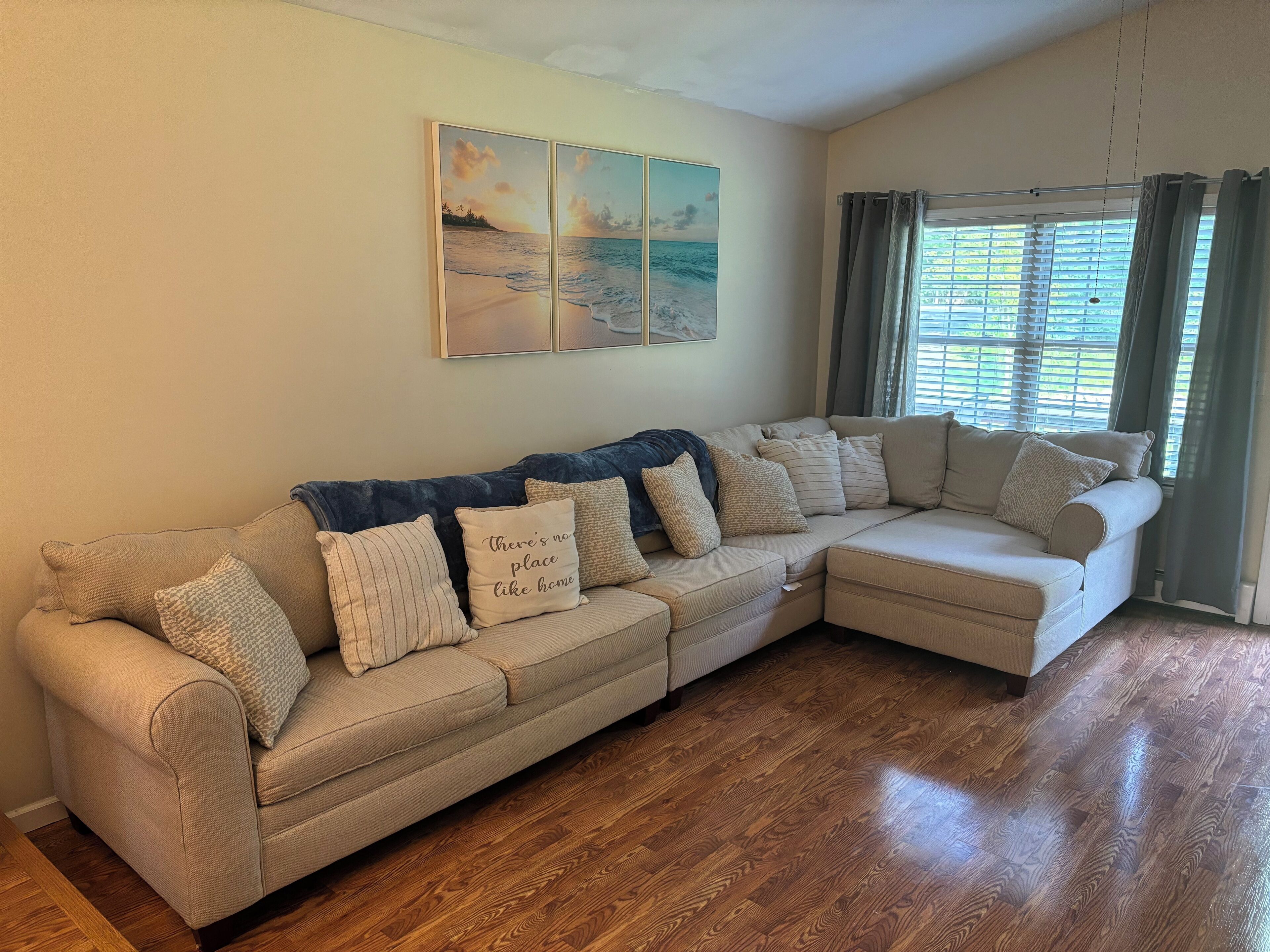  3BR;2BA home; Middletown NY Sleeps 6; AC;WiFi; Close to Amenities;  Peaceful .