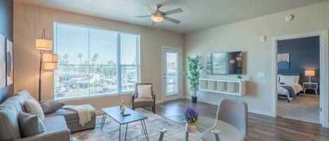 Televisión y oficina