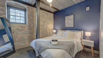 2 slaapkamers, een strijkplank/strijkijzer, wifi, beddengoed