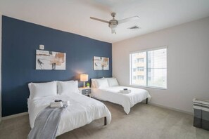 Room - Downtown Phoenix Retreat | Walk to Arts District (Phoenix)