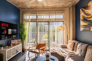 TV, offices
