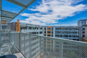 Property grounds - DT PHX Condo with Pool Gym Parking WD (Phoenix)