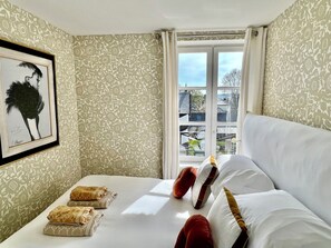 1 bedroom, desk, iron/ironing board, free WiFi