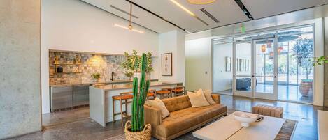 Fernseher, Arbeitsbereiche