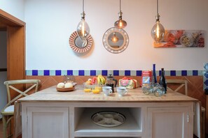 Private kitchen - Boutique Boho Glam Villa With Private Pool (Yaiza)