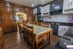 Dining - Gentle Heart Inn - A Heart for the People 3 (Budhanilkantha)