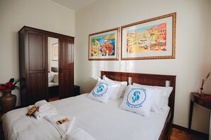 1 chambre, fer et planche à repasser, Wi-Fi gratuit, draps fournis