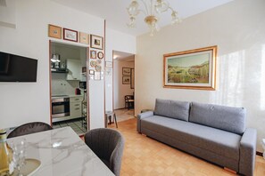 Smart TV, foosball, table tennis