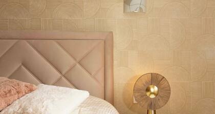 Fourside Deluxe Apartments in Le Bourget Suite Paul