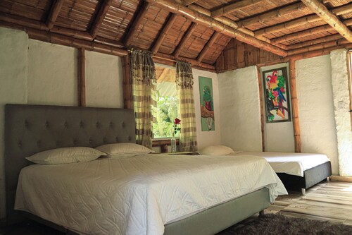 Cabaña Colibrí - Alojamiento Rural Ecoparque La Motilona Paicol, Huila