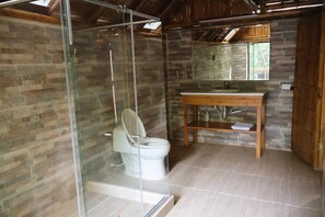 Shower, towels, soap, shampoo