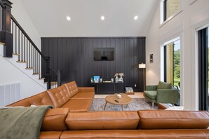 Smart TV, books, music library, stereo