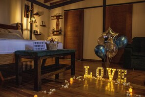 Habitación Deluxe | Espacio para trabajar con laptop y wifi gratis 