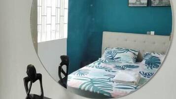 1 chambre, fer et planche Ă repasser, Wi-Fi, draps fournis